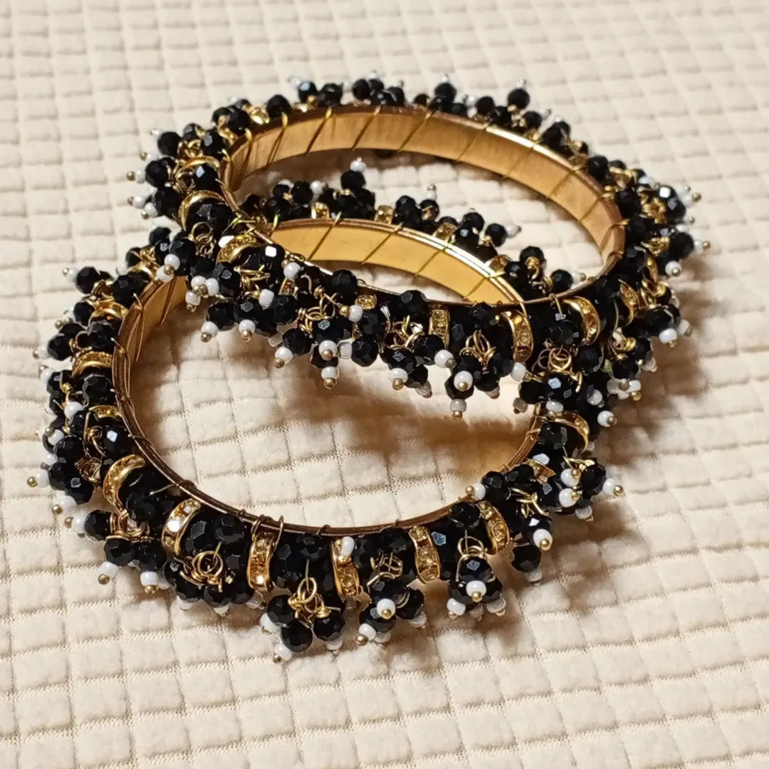 Pearl Noir Charm Bangles