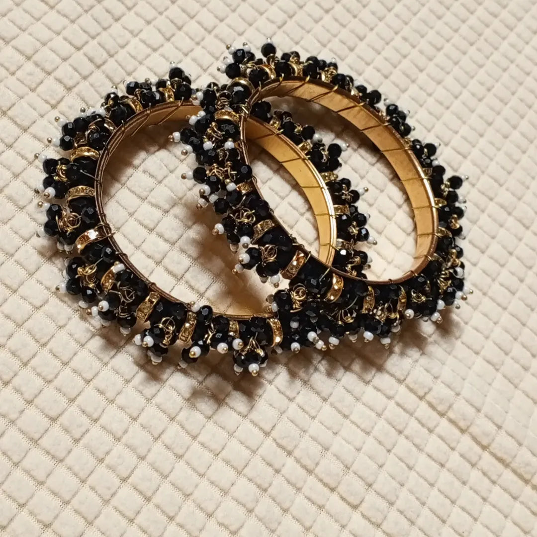 Pearl Noir Charm Bangles